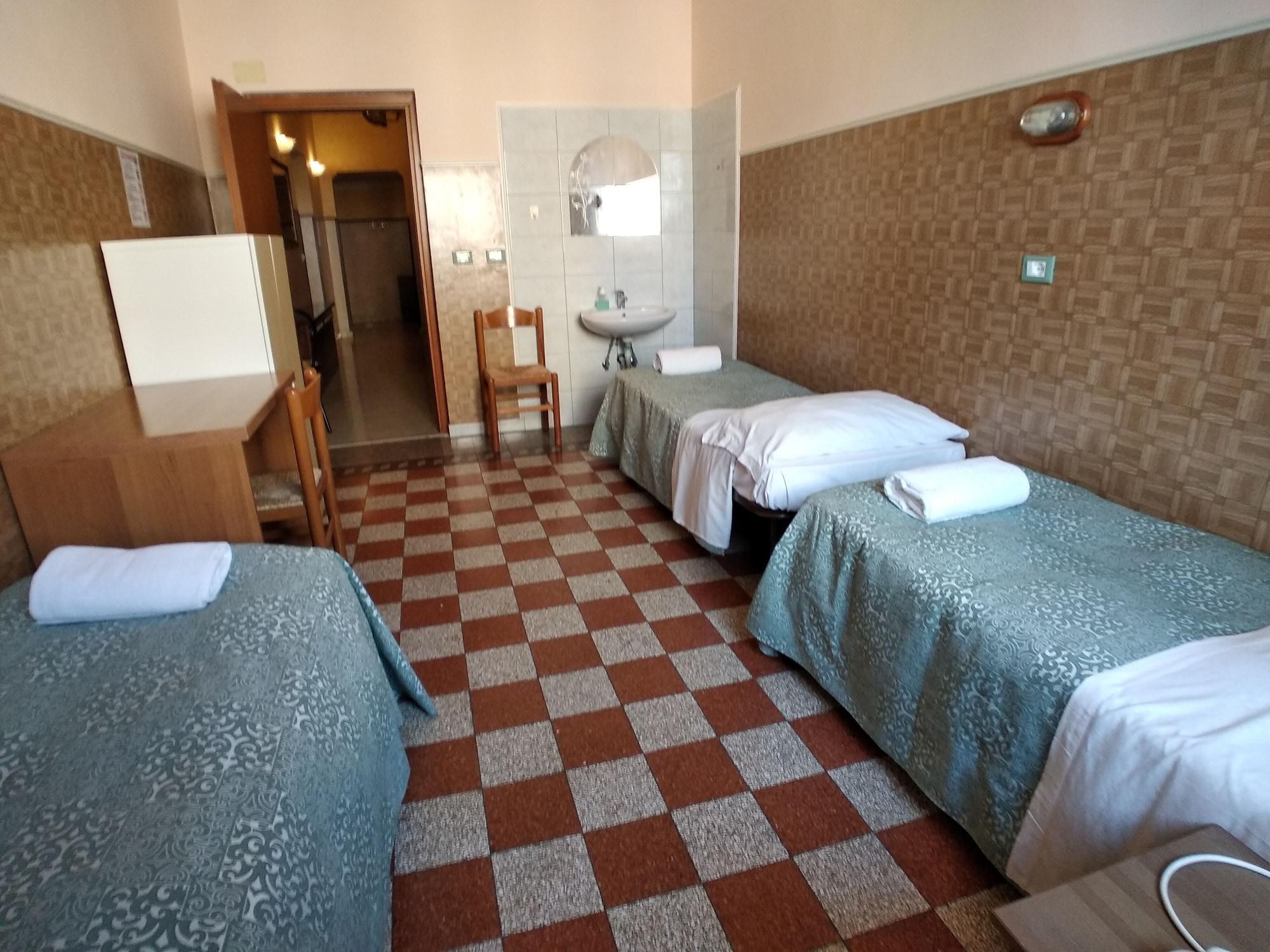 Cressy Hotel Rome Exterior photo
