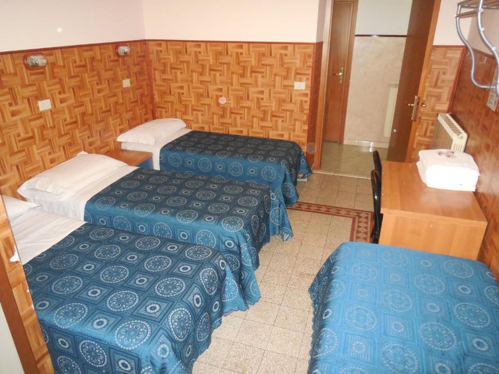 Cressy Hotel Rome Room photo